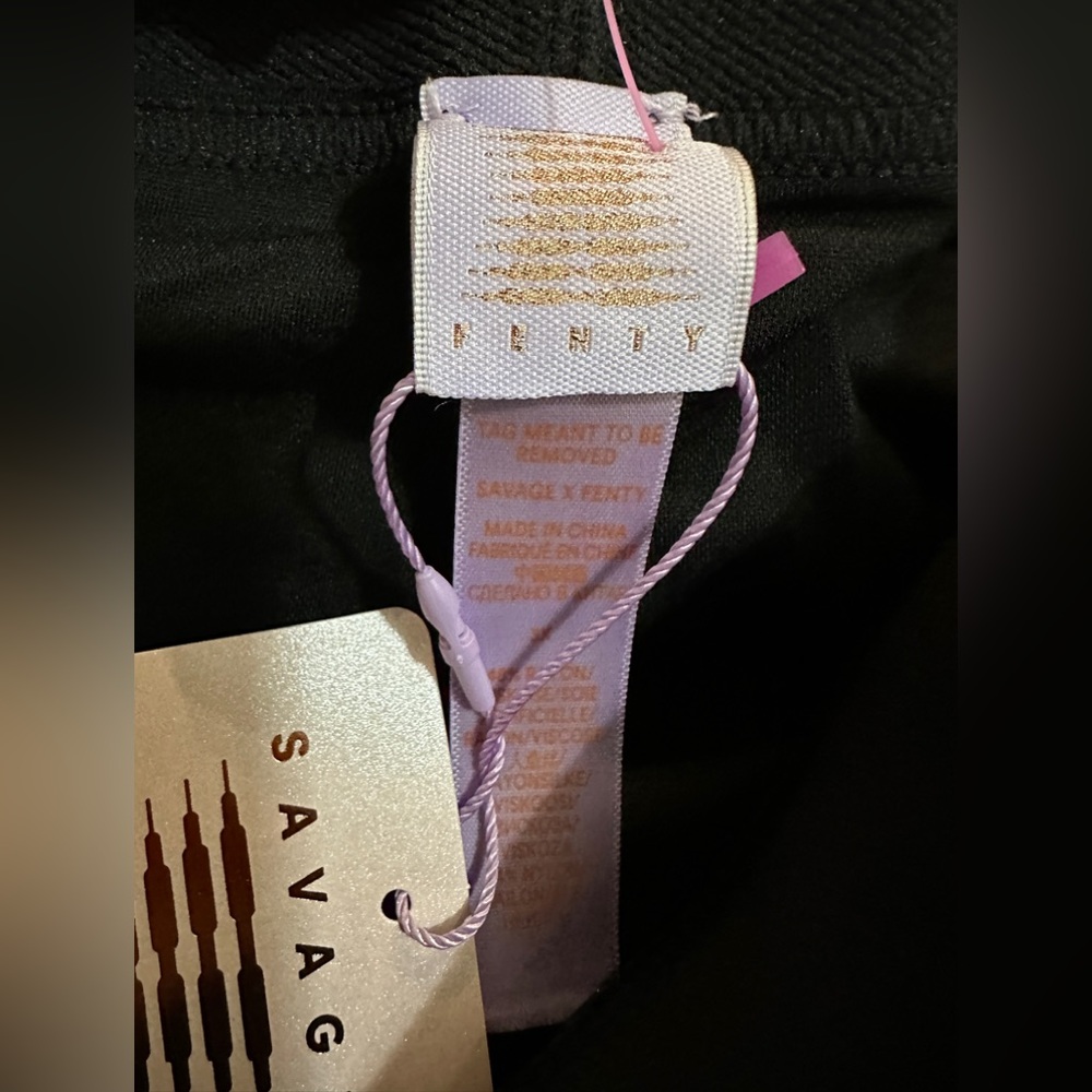 NEW Savage By Fenty Workout Gym Casual Leggings Size 3X - Picture 3 of 10